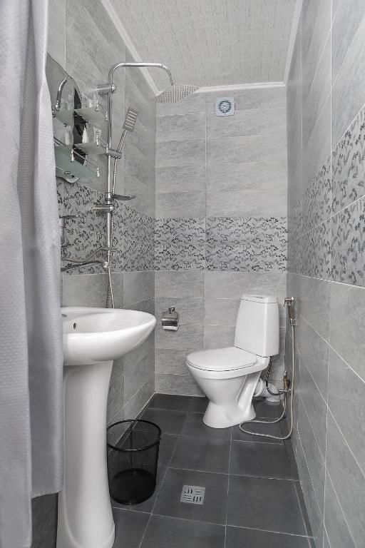 Отели типа «постель и завтрак» HOME 6 Тбилиси-43