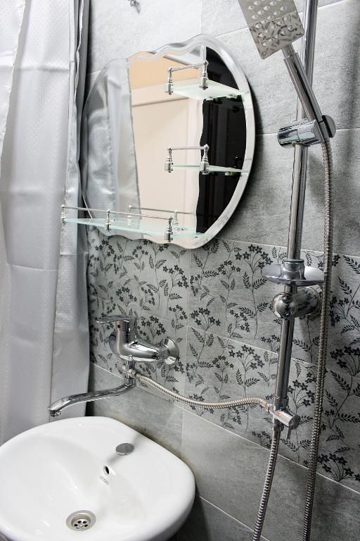 Отели типа «постель и завтрак» HOME 6 Тбилиси-44