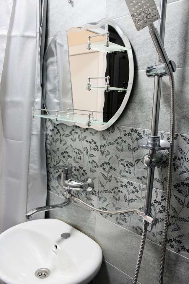 Отели типа «постель и завтрак» HOME 6 Тбилиси-22